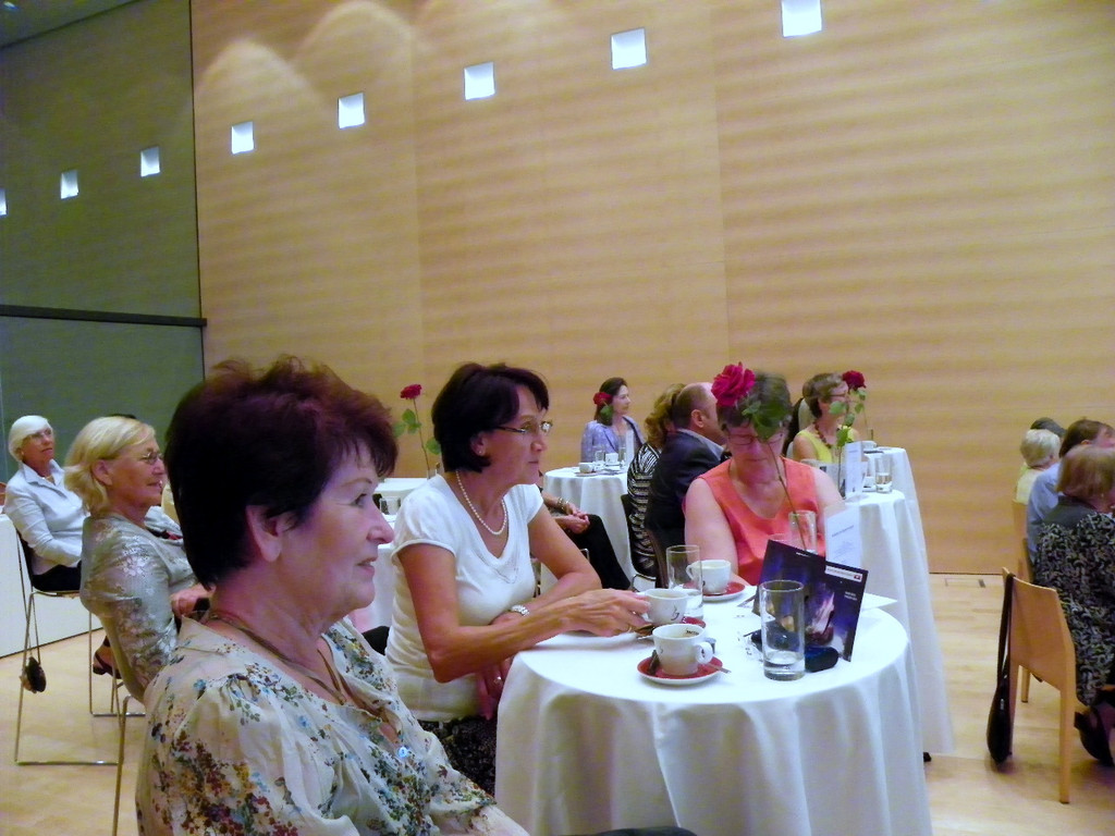 115_6083_JPG-1344421658