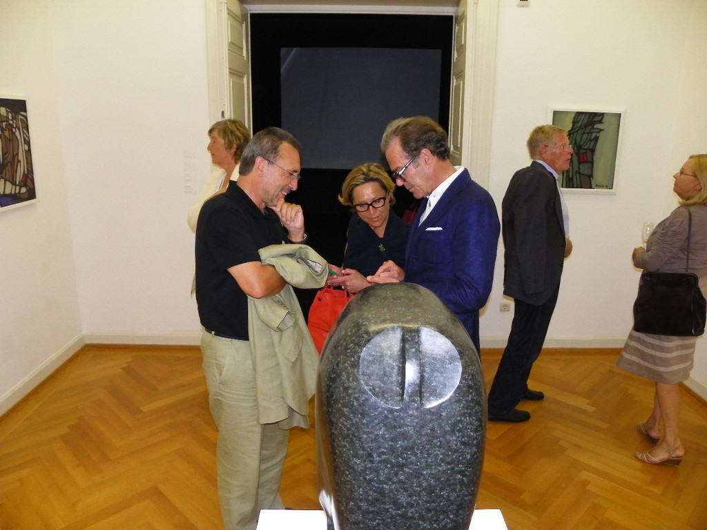 115_3279_JPG-1344421987