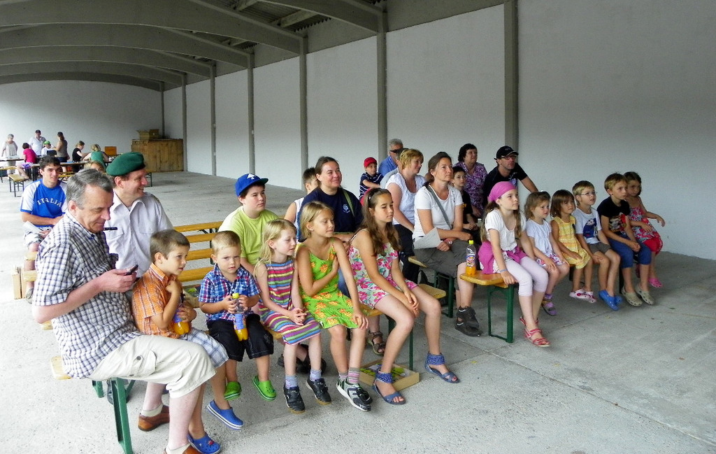 115_2423_JPG-1344593277