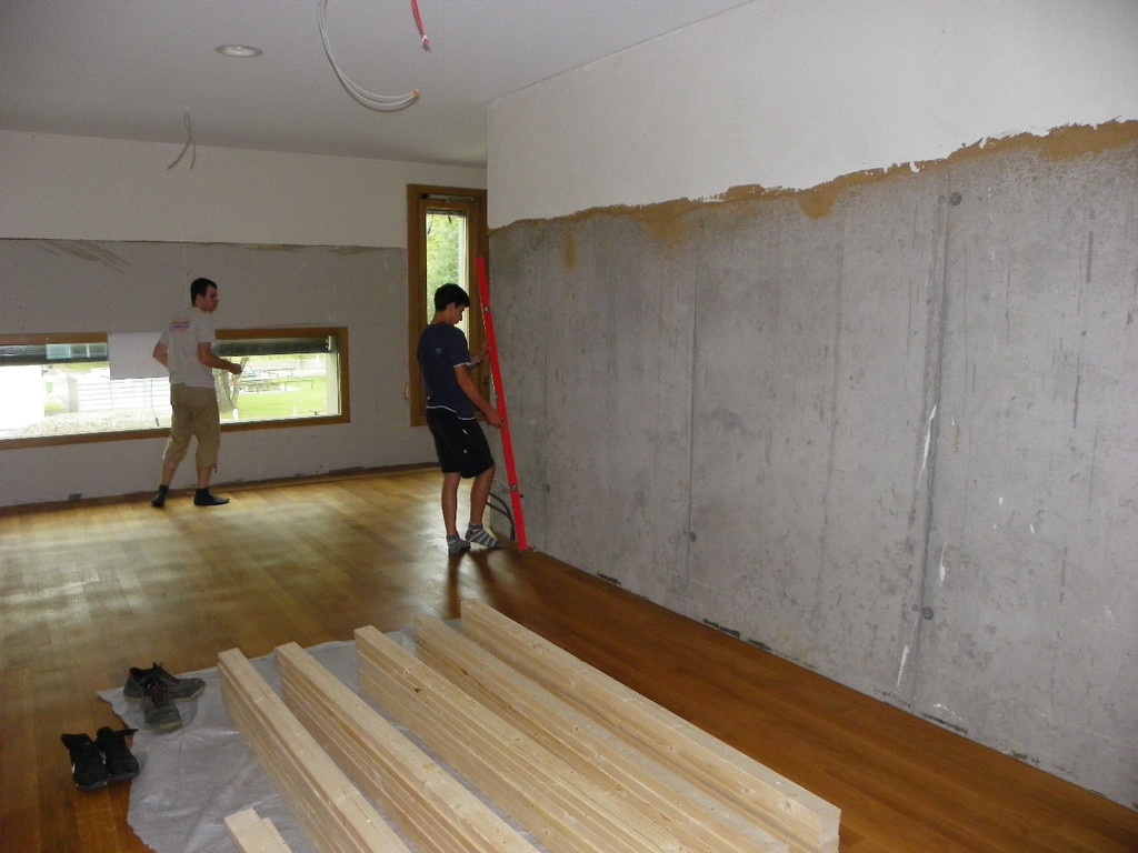 115_4040_JPG-1344596475