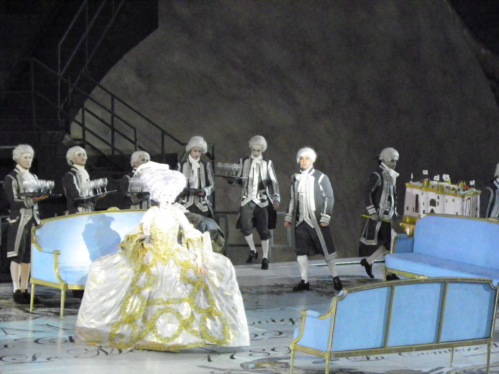 111_9976_JPG-1344596891