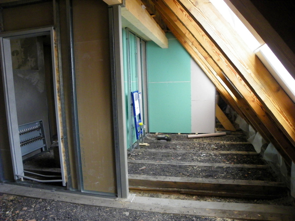 115_0873_JPG-1344611389