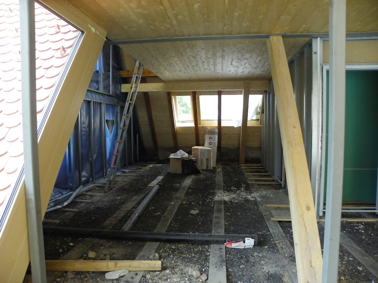 115_0874_JPG-1344611395