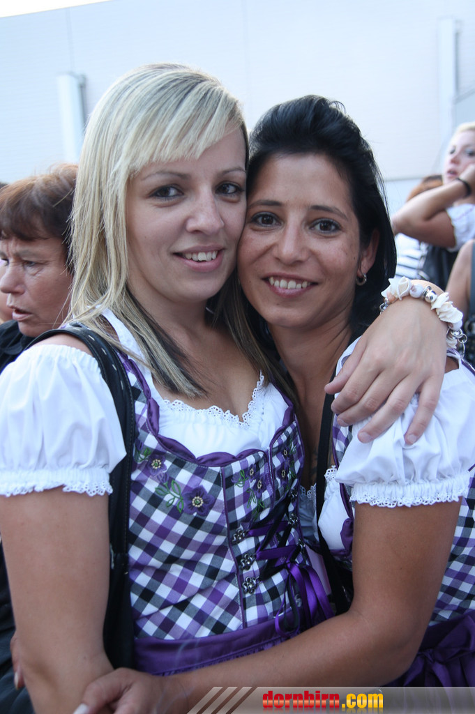 11931173.jpg