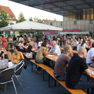 Fünf Bomben-Musiker rockten den blauen Platz und begeisterten die Fans.