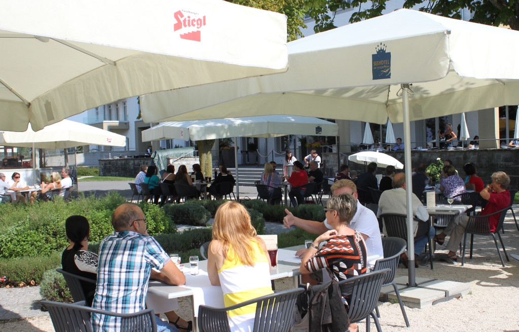 Seehotel Fr__hschoppen gmixtemotions 2012 _3__jpg-1344803007