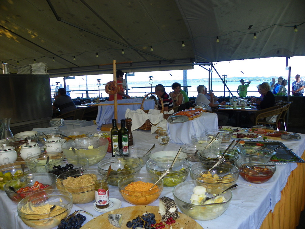 115_6111_JPG-1344896185