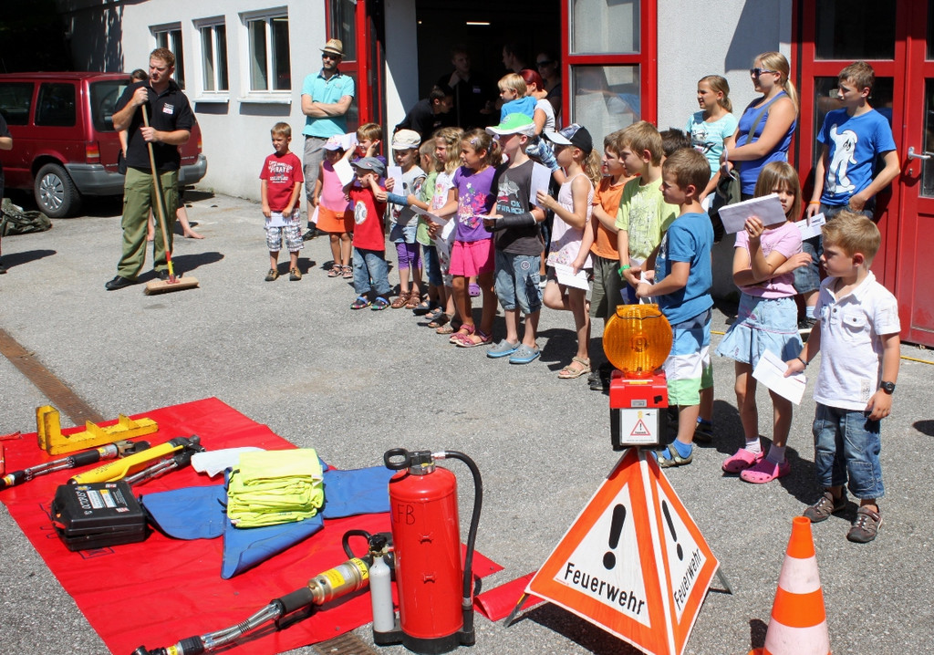 Ferienkalender FEUERWEHR 2012 _3__jpg-1345019380