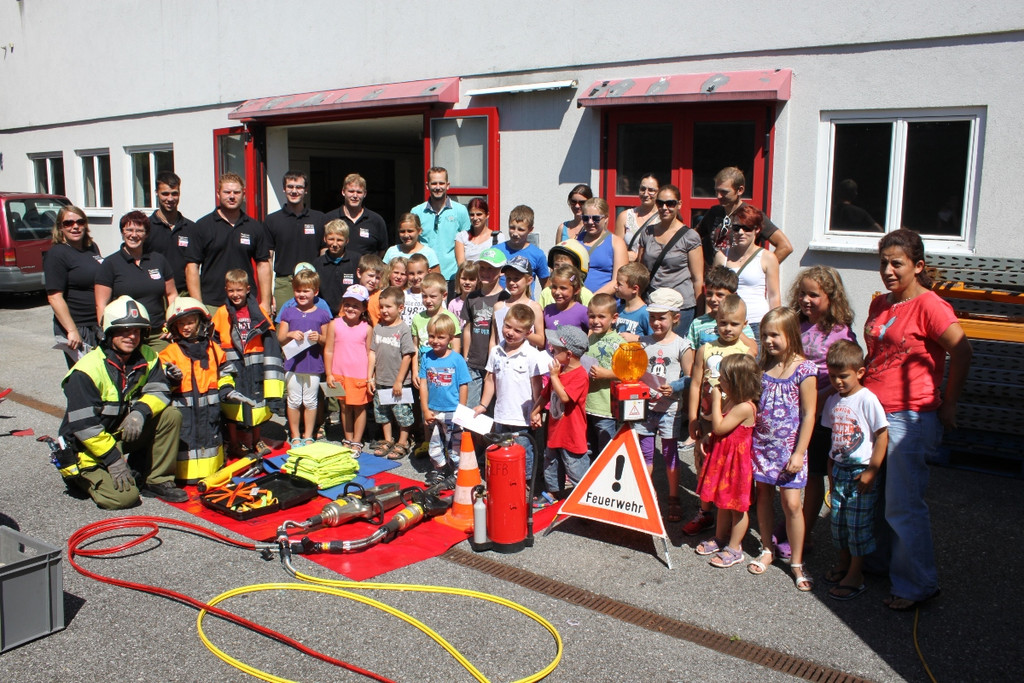 Ferienkalender FEUERWEHR 2012 _13__jpg-1345019439