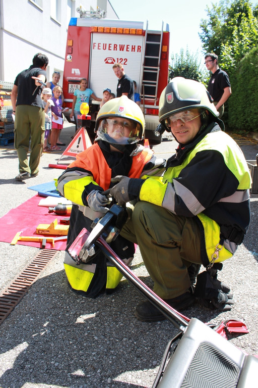 Ferienkalender FEUERWEHR 2012 _12__jpg-1345019432