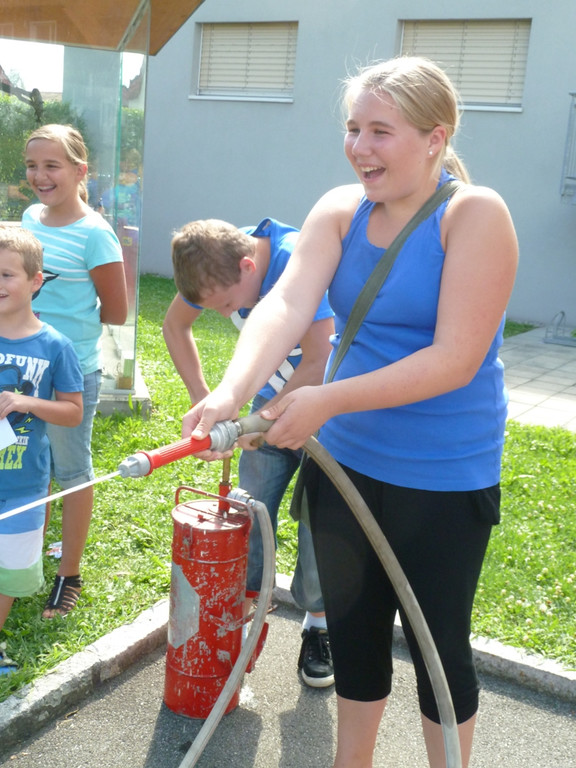Ferienkalender FEUERWEHR 2012 _32__JPG-1345019523