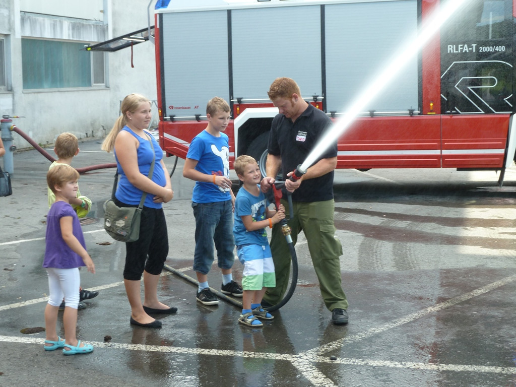 Ferienkalender FEUERWEHR 2012 _37__JPG-1345019542