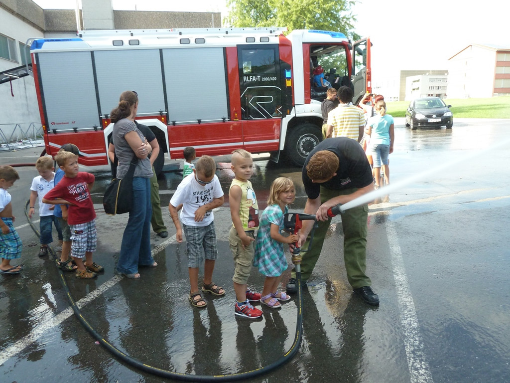Ferienkalender FEUERWEHR 2012 _39__JPG-1345019551