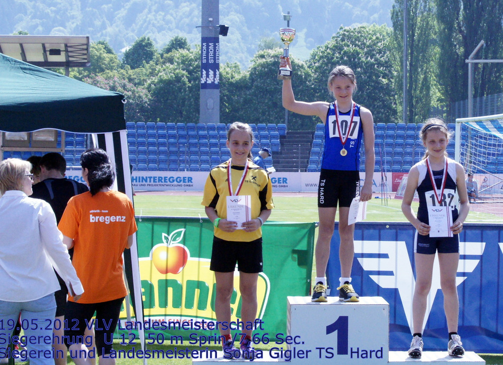 VLV  19_05_2012  Siegerehrung  Sonja  Rang 3  U 12 Sprint.jpg