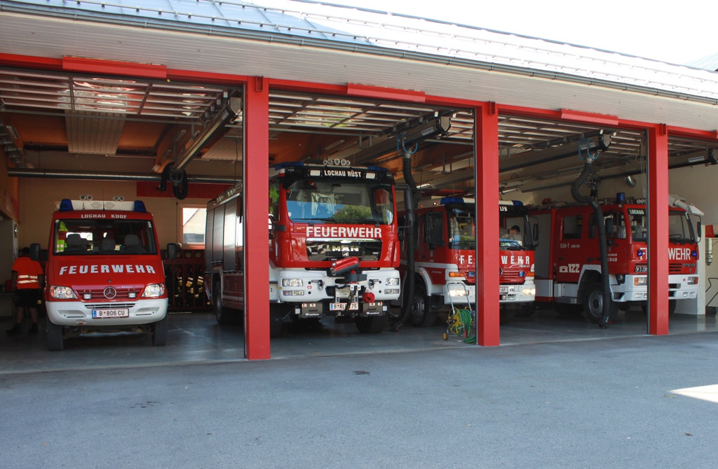 Feuerwehr R__stl__schfahrzeug neu FOTOS 2012 _1__jpg-1345184602
