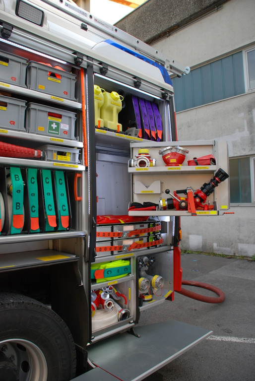 Feuerwehr R__stl__schfahrzeug neu FOTOS 2012 _18__JPG-1345184699