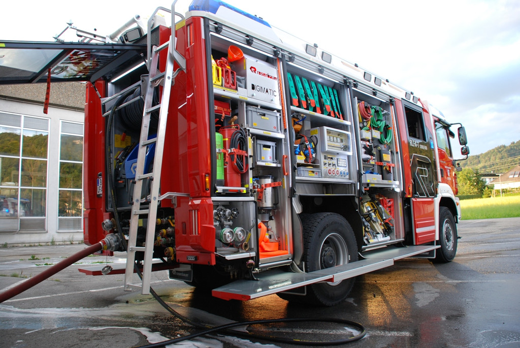 Feuerwehr R__stl__schfahrzeug neu FOTOS 2012 _23__JPG-1345184728