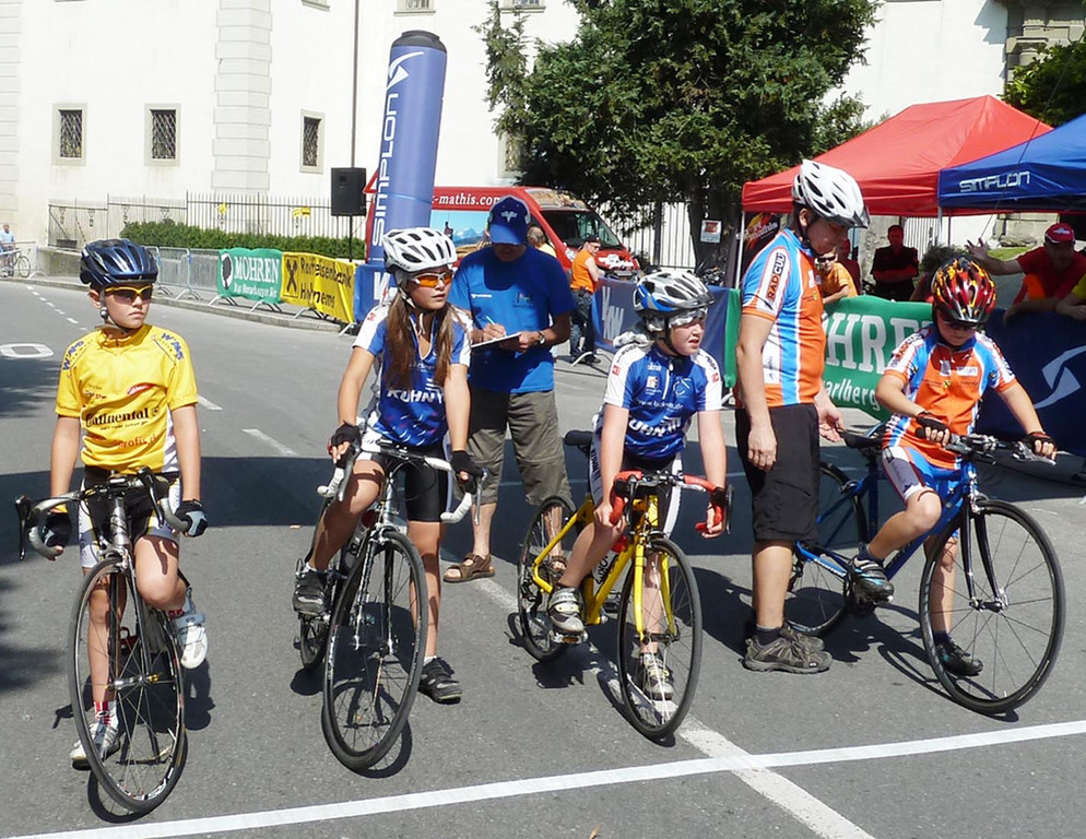 U11-1_jpg-1345196561