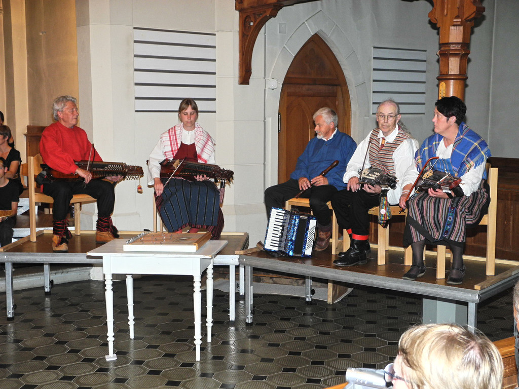 DSCN8300_JPG-1345454172