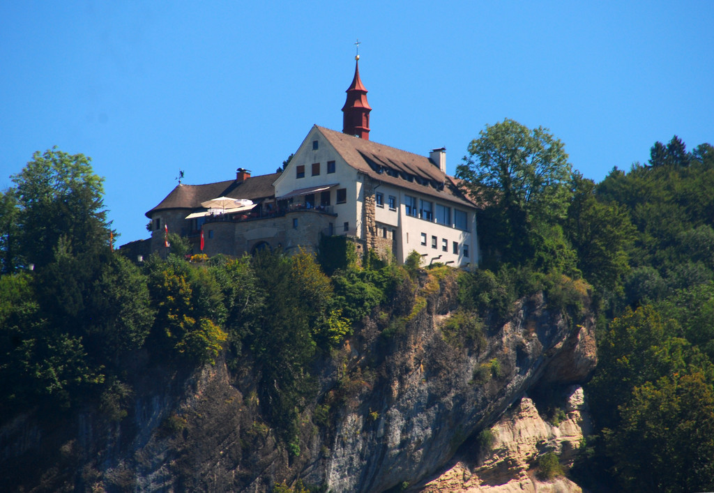 gebhardsberg_restaurant_jpg-1345456343