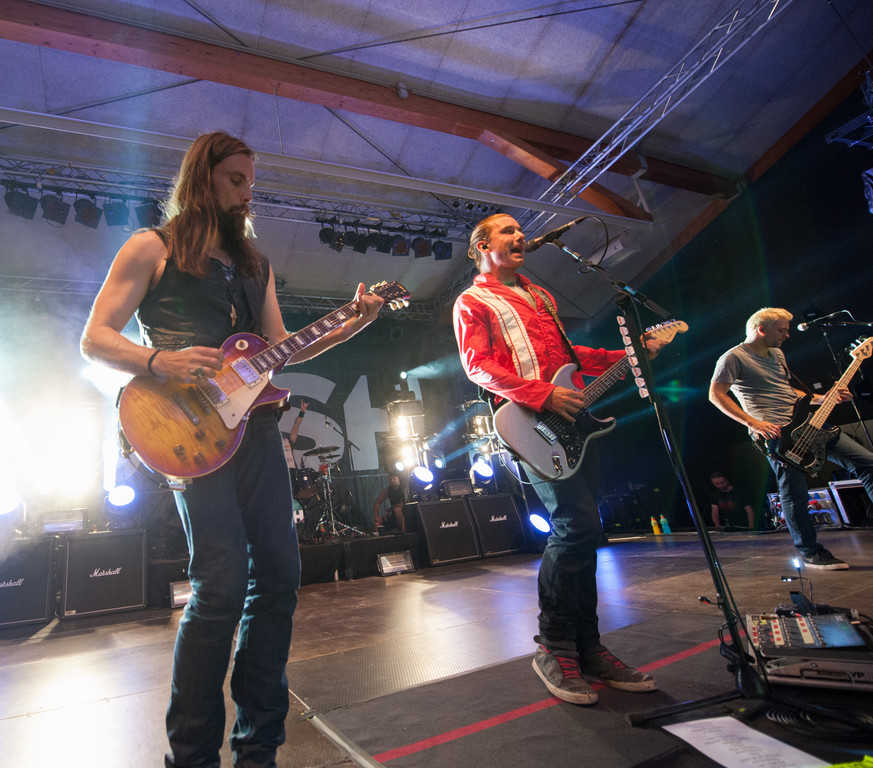 Bush by BEATE RHOMBERG-9_jpg-1345532507