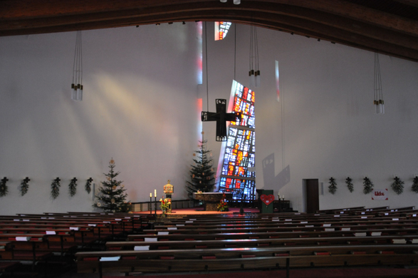 Kirche IX.JPG
