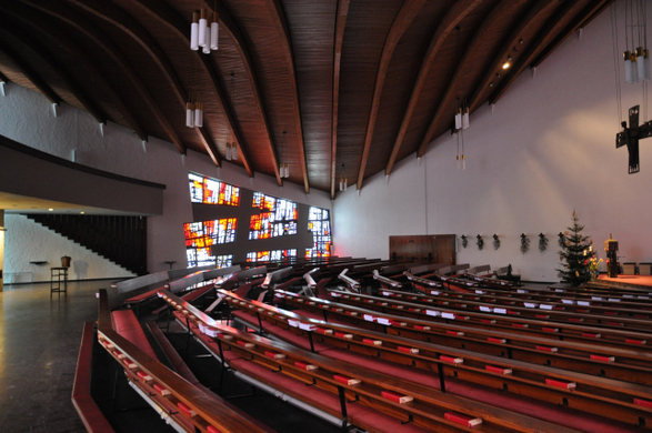 Kirche XIV.JPG