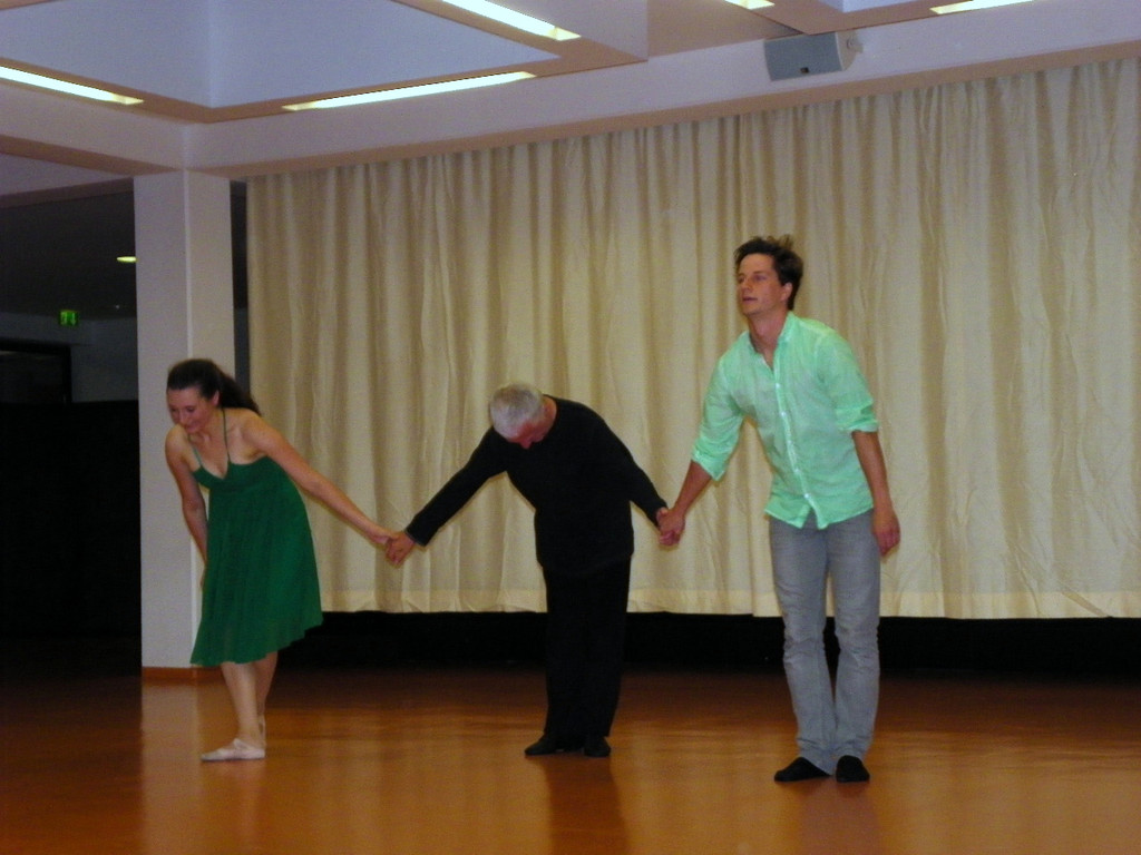 115_6385_JPG-1345708990