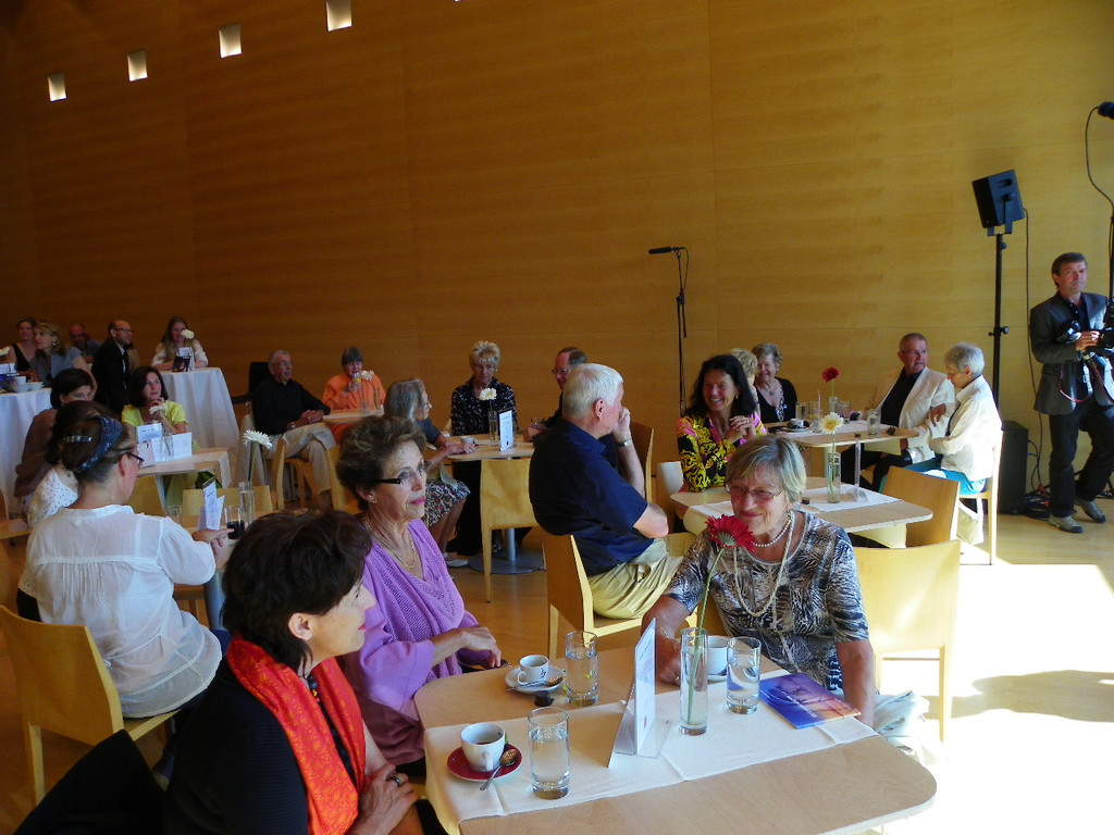 115_6719_JPG-1345709614