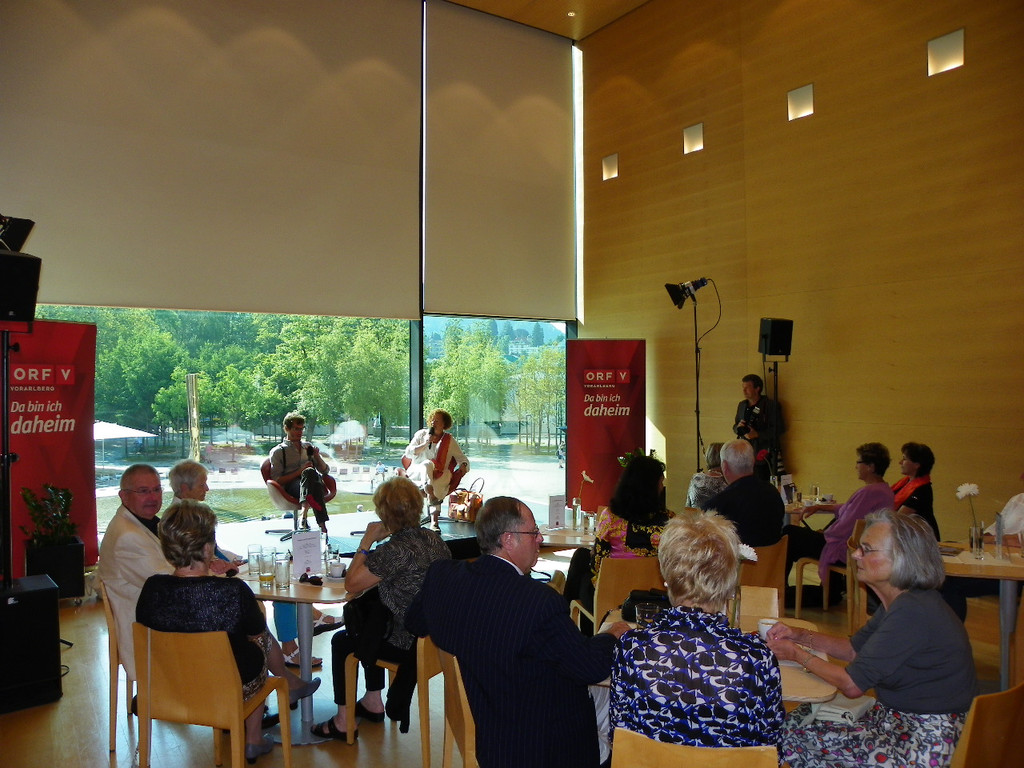 115_6723_JPG-1345709630