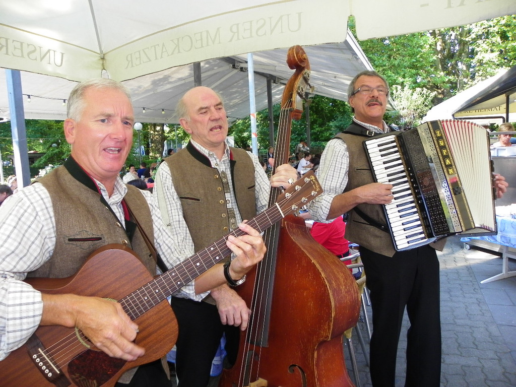 115_6742_JPG-1345712119