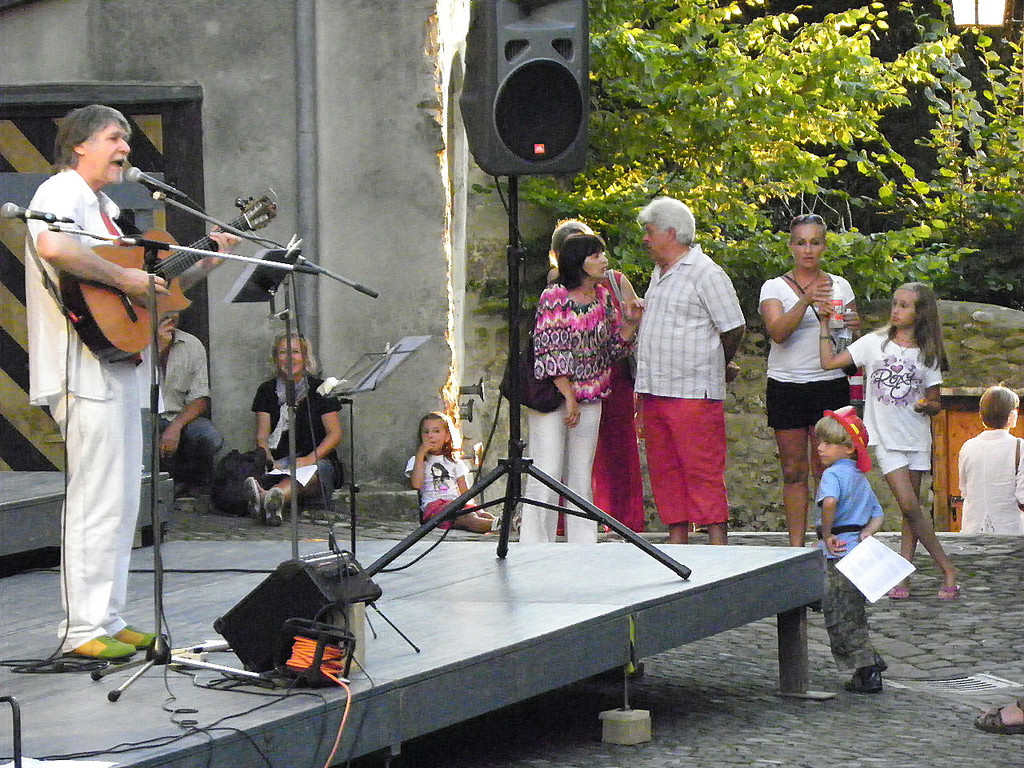 115_7218_JPG-1345714325