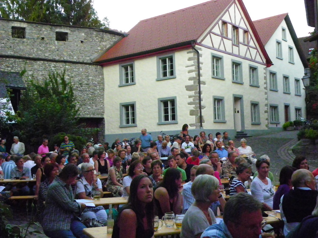 115_7241_JPG-1345714344