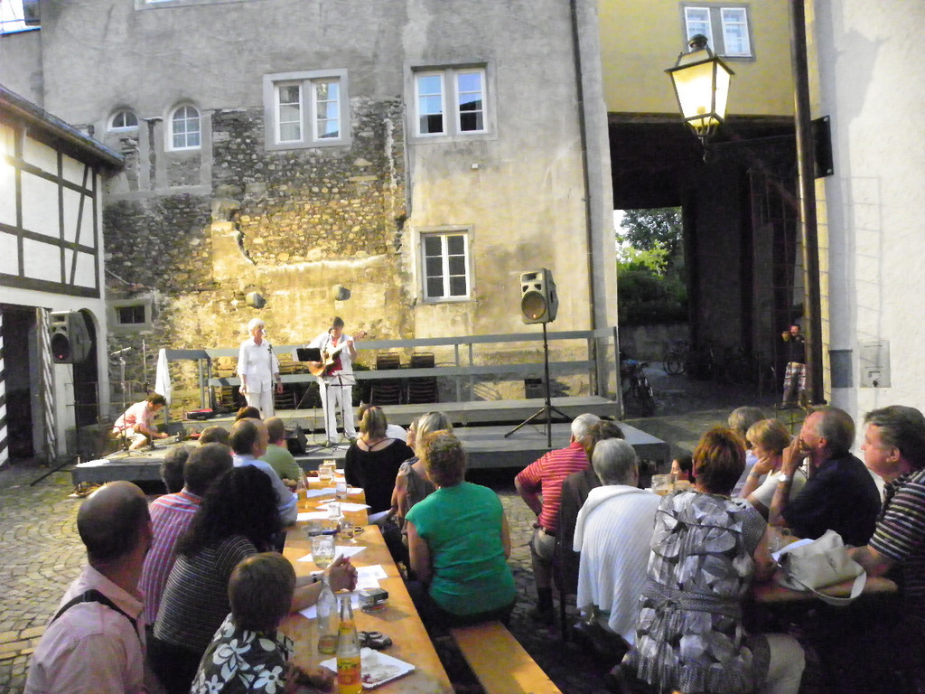 115_7258_JPG-1345714377