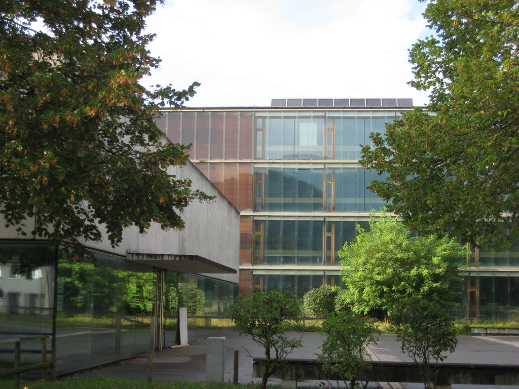 Schul-und Kulturzentrum15.JPG