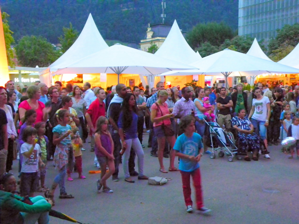 115_8909_JPG-1345883709