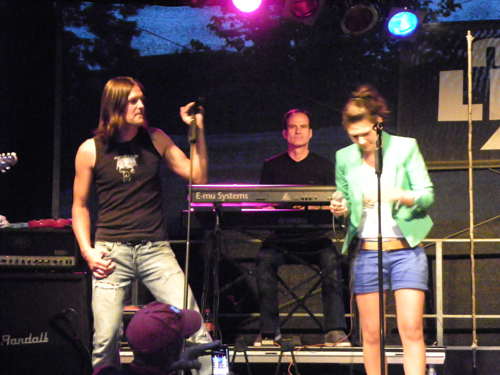 115_8892_JPG-1345883645