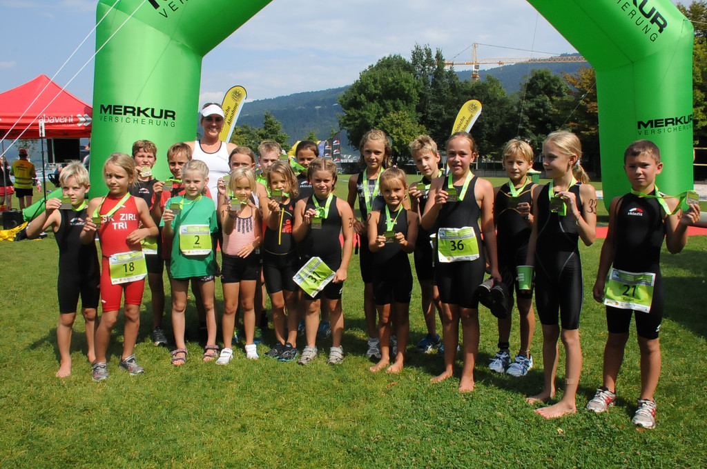 Nicola Thost mid Kids.jpg