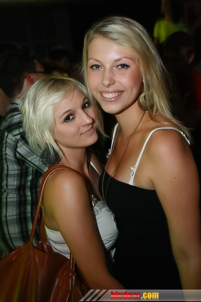 11980324.jpg