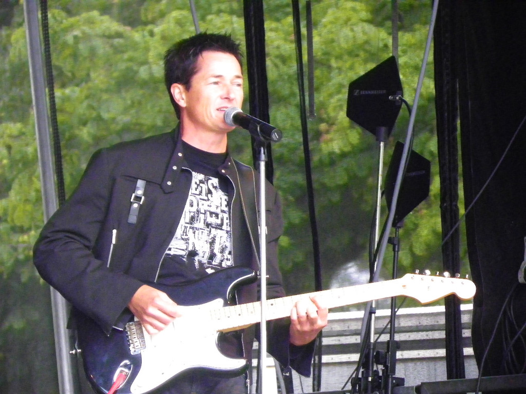 105_5033_jpg-1345981097