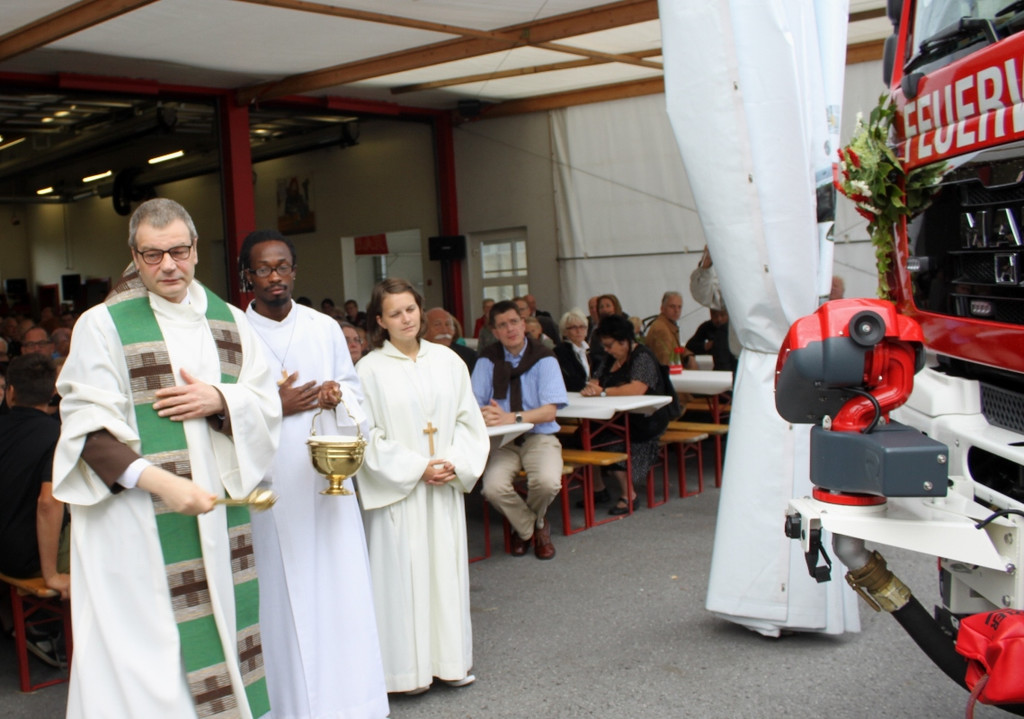 Feuerwehr RLFA Segnung 2012 _34__jpg-1345999104