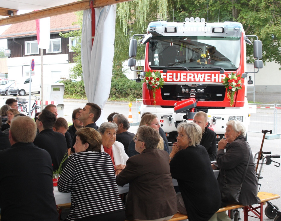Feuerwehr RLFA Segnung 2012 _30__jpg-1345999087