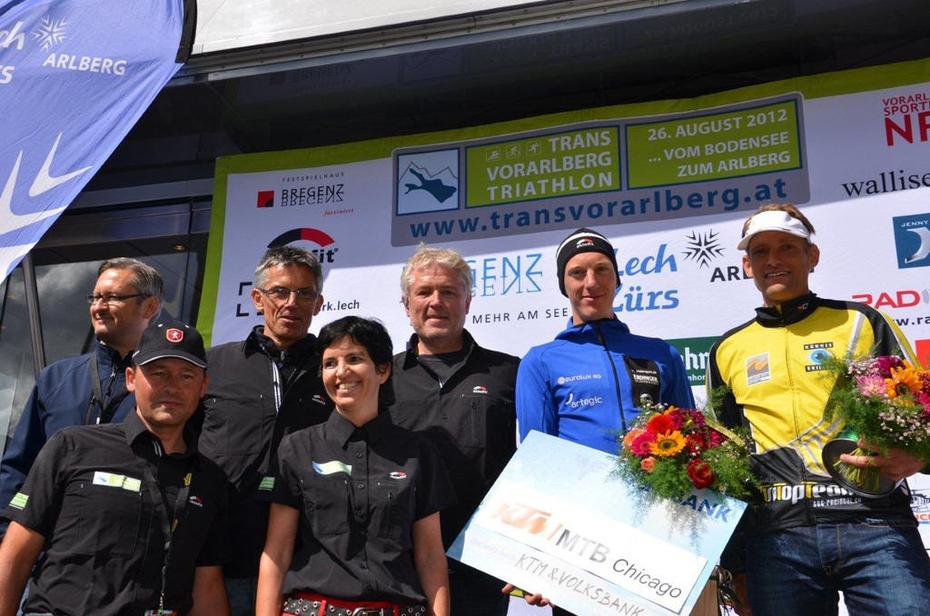 Trans OK Team und Herren-Podest v_l_ Strankmann und Stutz.jpg