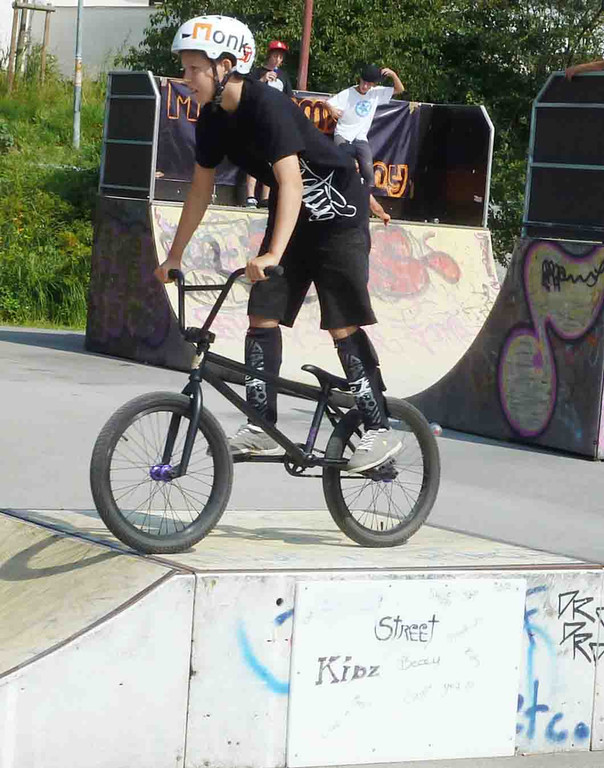 Skater5b_jpg-1346020394