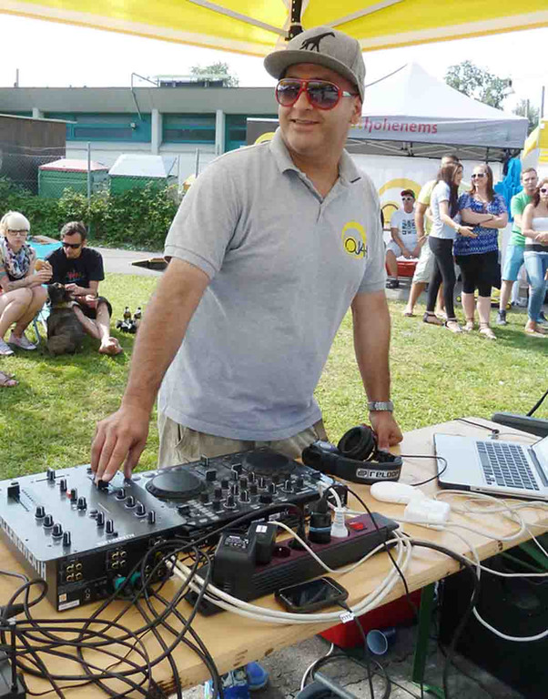 Skater6DJ_jpg-1346020396