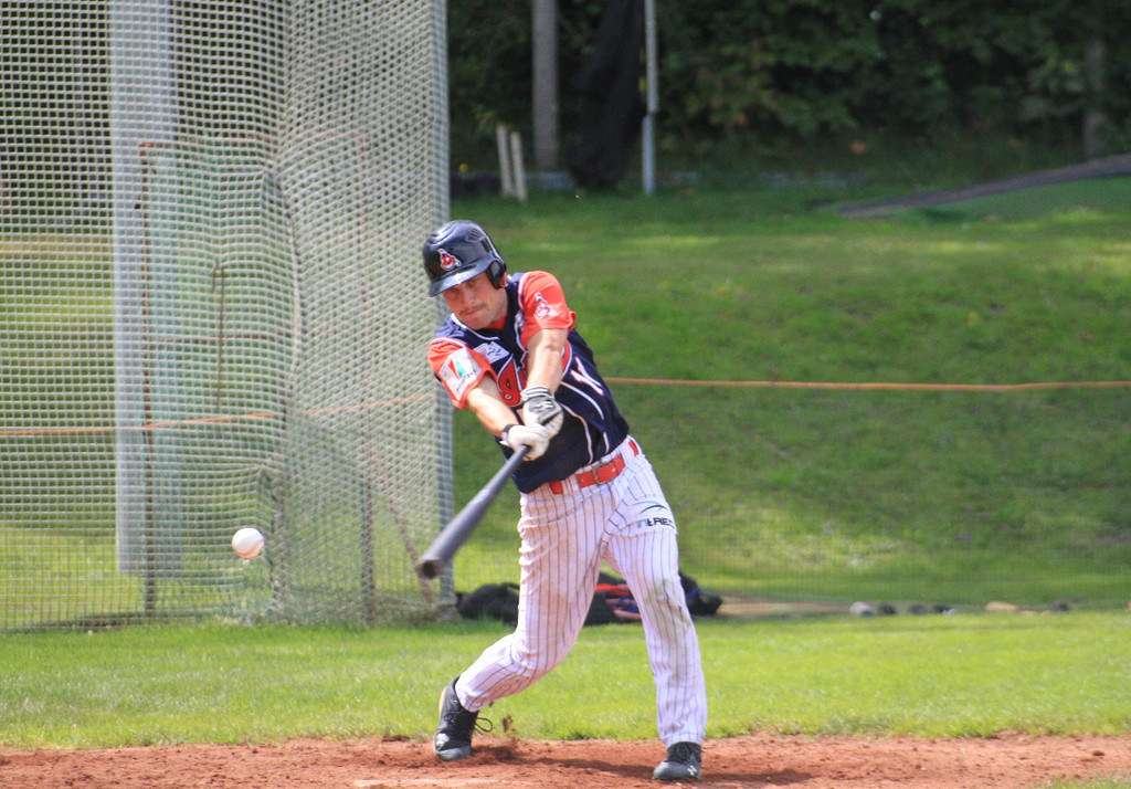 Patrick Steinkellner hitting.jpg