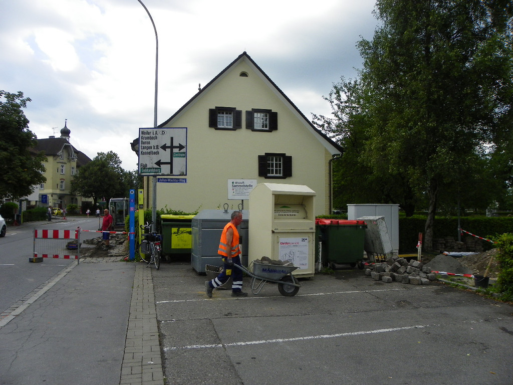 115_7867_JPG-1346097490