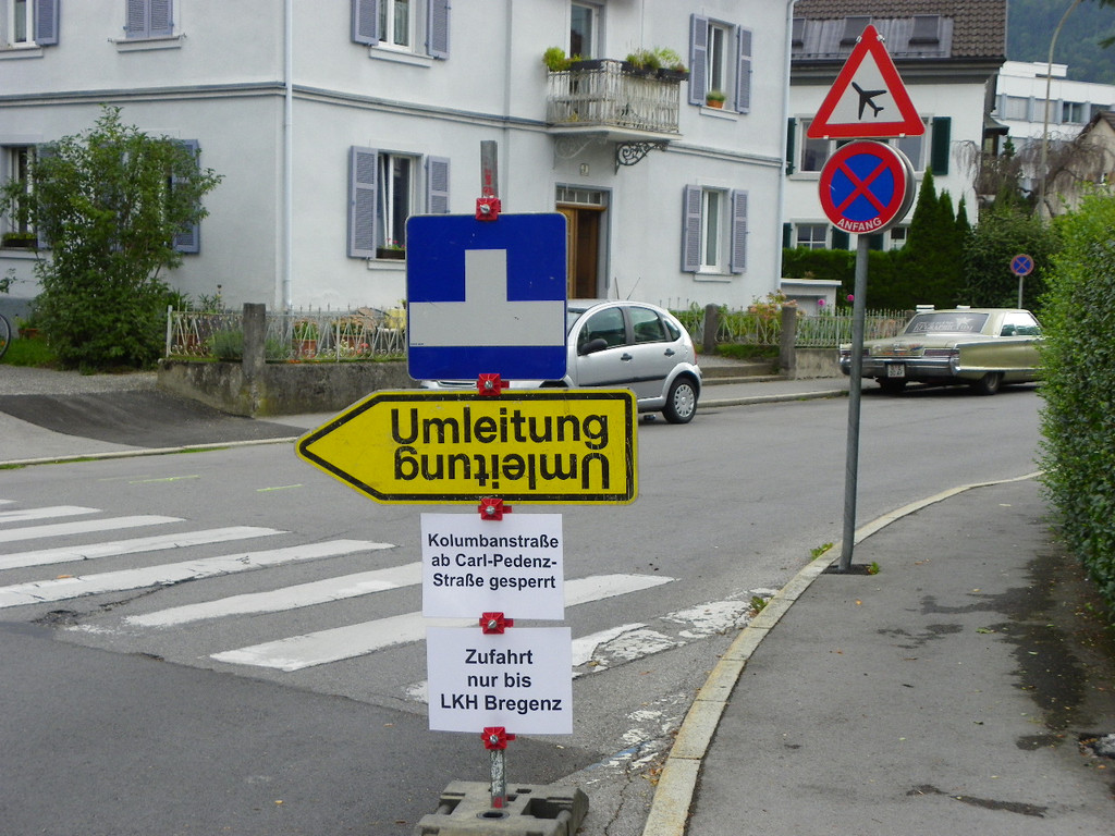 115_7869_JPG-1346098795