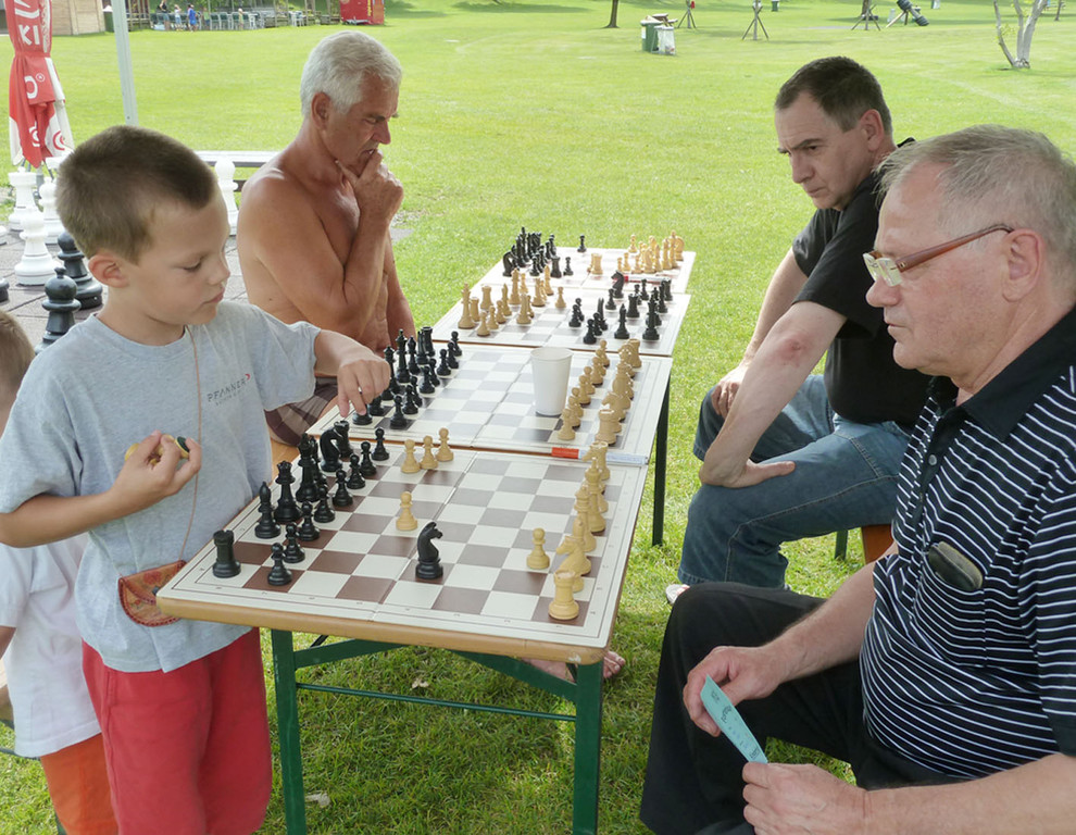 Fest12g_jpg-1346100359