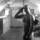 saluteharry19.jpg